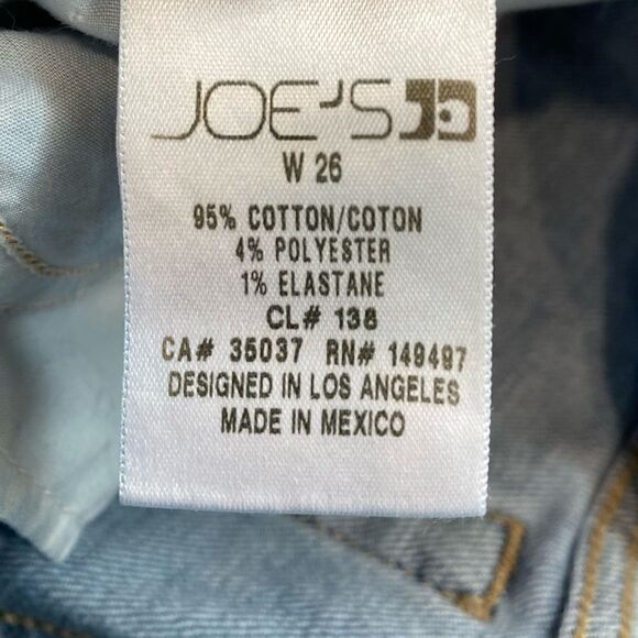 Joe’s Boyfriend Distressed Jean - Picture 9 of 10